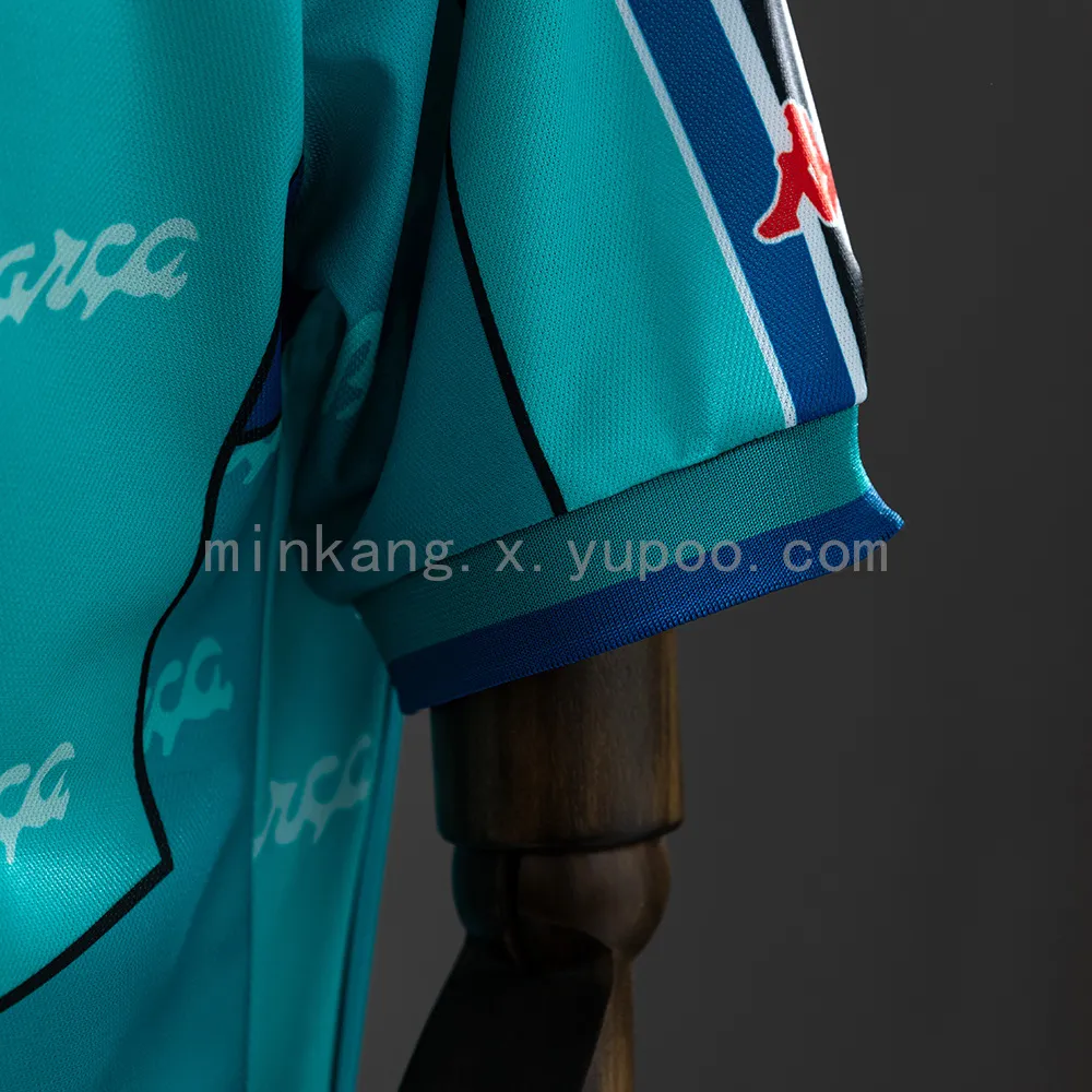 Barcelona 1995/97 Away Retro Jersey
