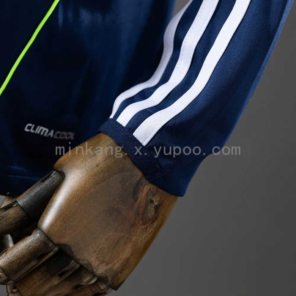 Real Madrid 10/11 Away Long Sleeve Retro Jersey — 2/2