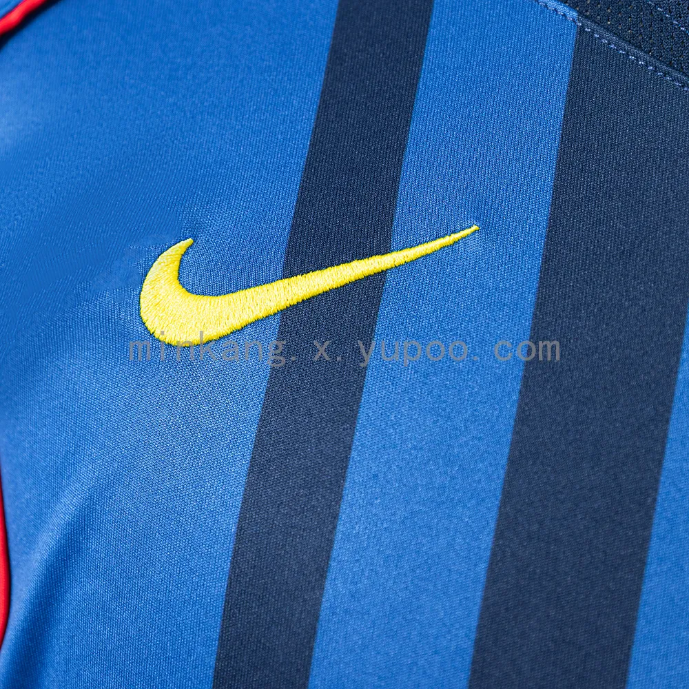 Barcelona 04/05 Away Retro Jersey — 2/2