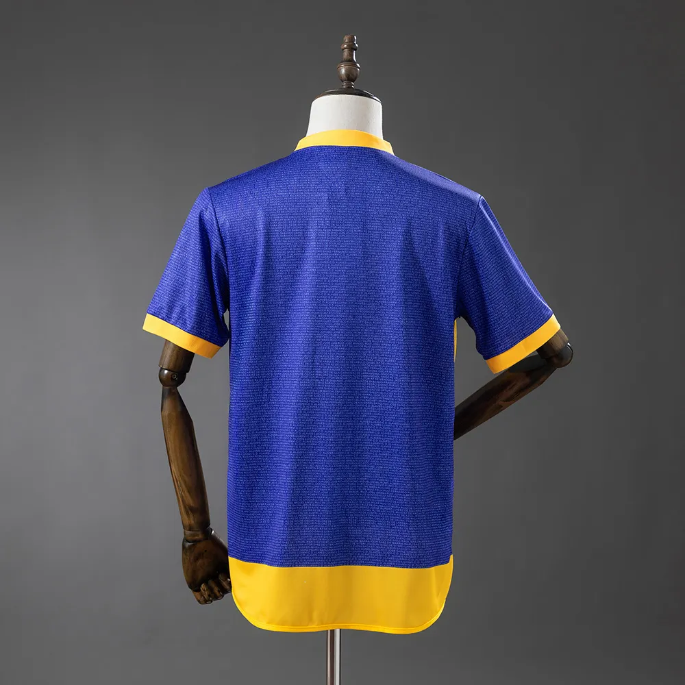 Deportivo Alavés 00/01 Home (UEFA Champions League Final Edition) Retro Jersey — 2/2