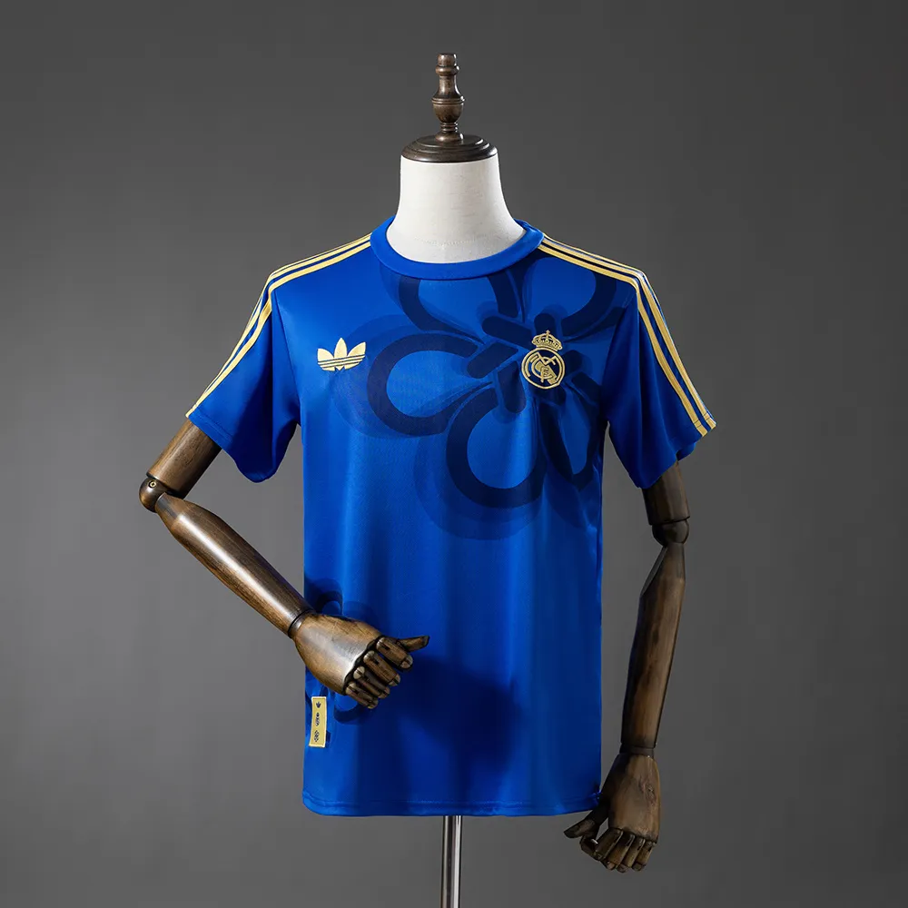 Real Madrid 26/27 Special Edition - Blue Jersey — 1/2