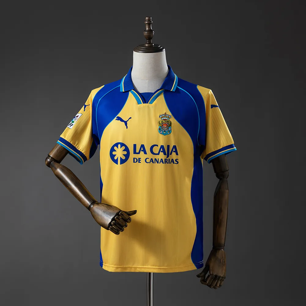 Las Palmas 00/01 Home Retro Jersey — 1/2