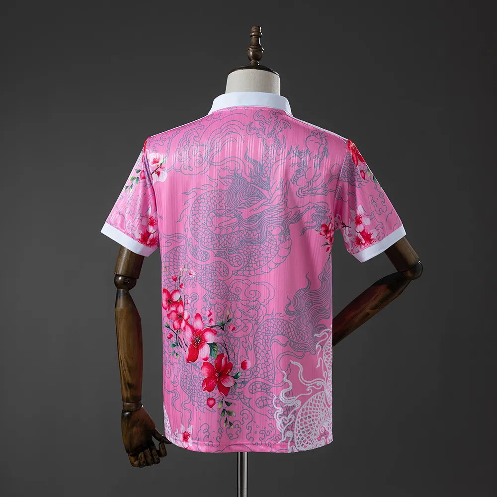 Real Madrid 25/26 Special Edition - Pink Jersey — 2/2