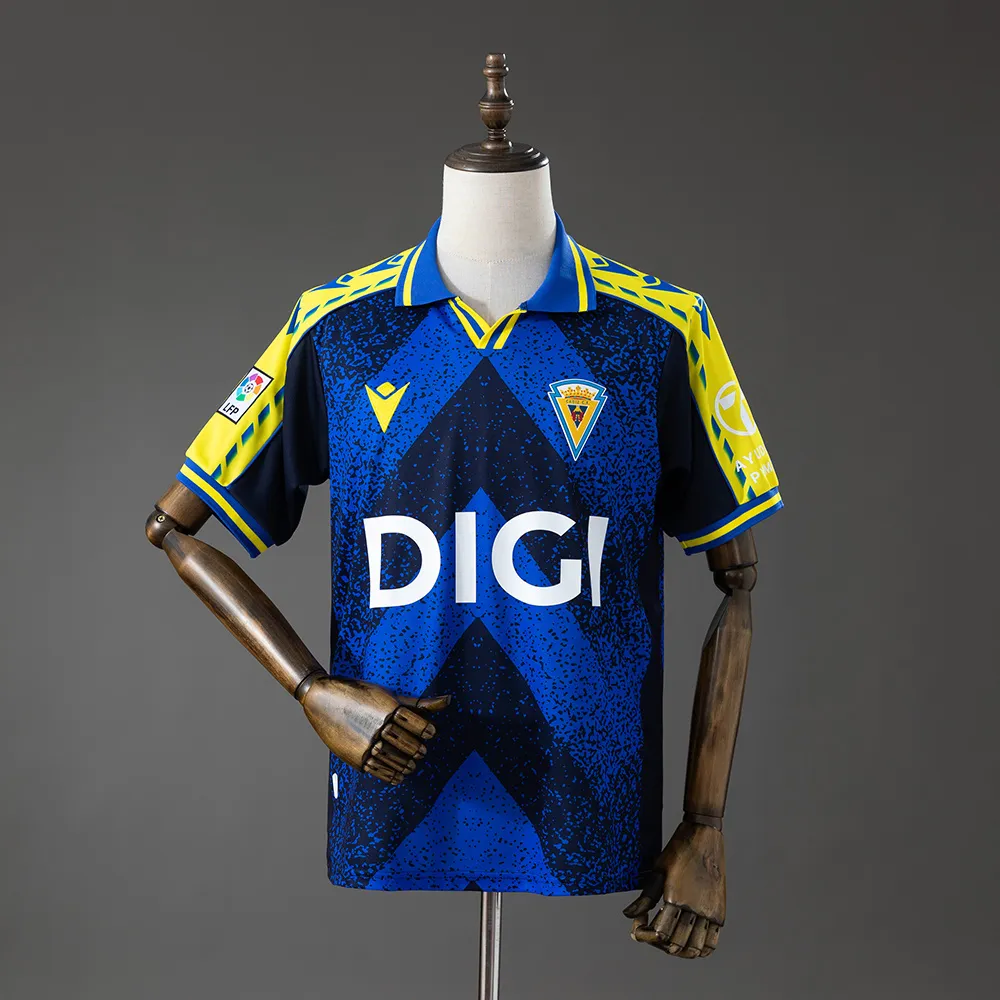 Cadiz 25/26 Retro Style Jersey — 1/2
