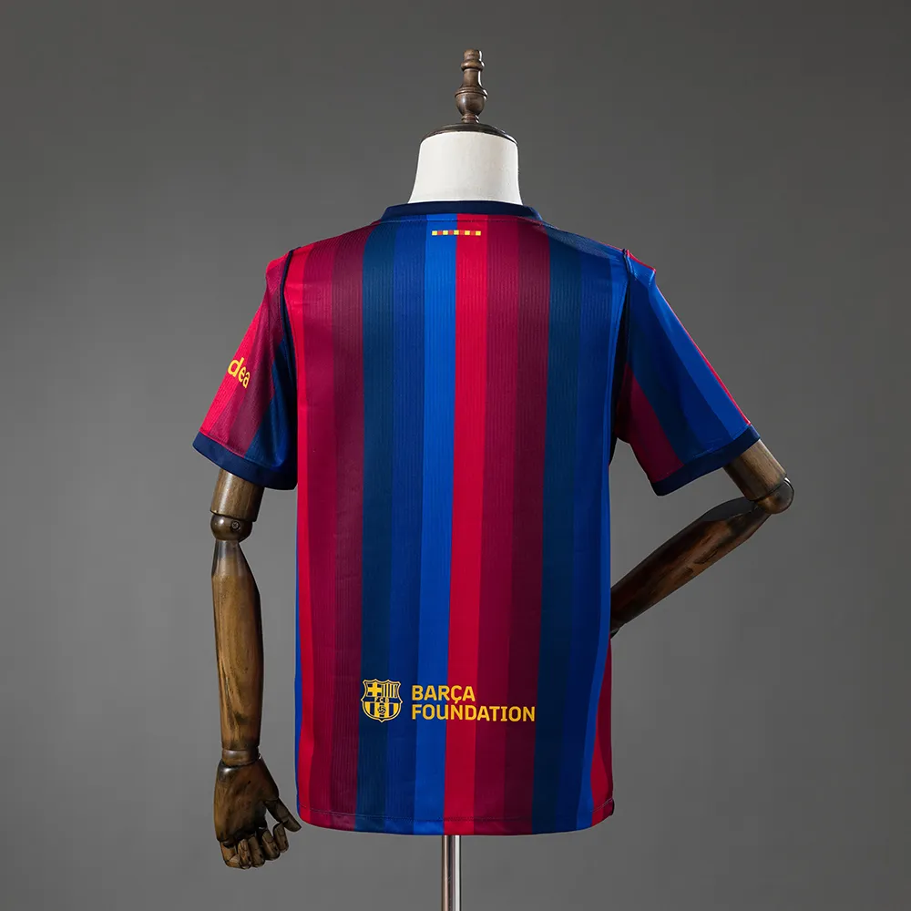 Barcelona 26/27 Home Jersey — 2/2