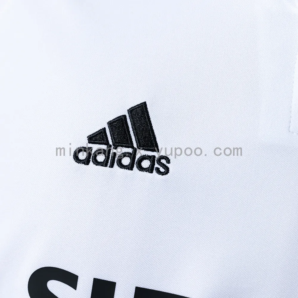 Retro 04/05 Real Madrid home — 2/2