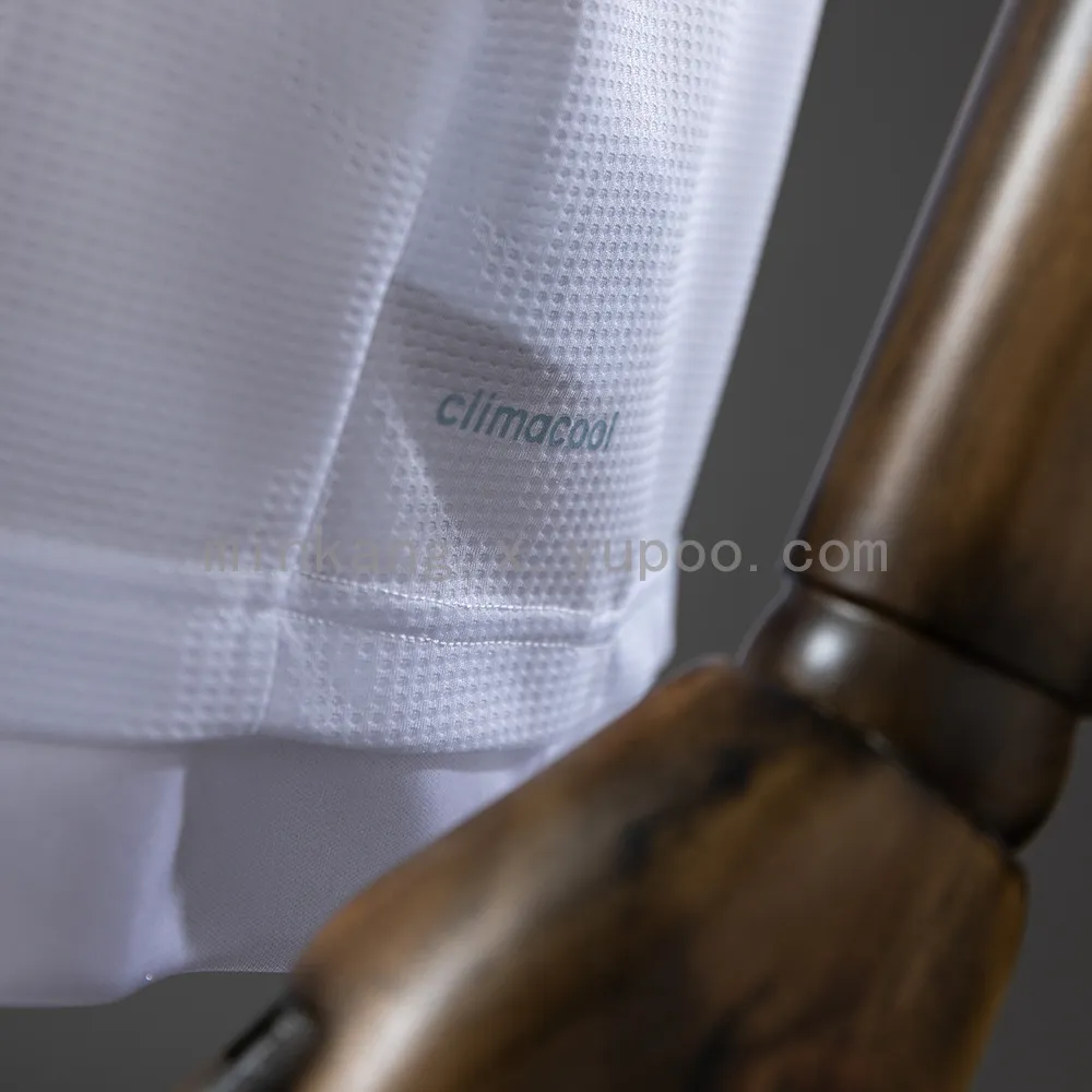 Retro Real Madrid 15/16 home — 1/2