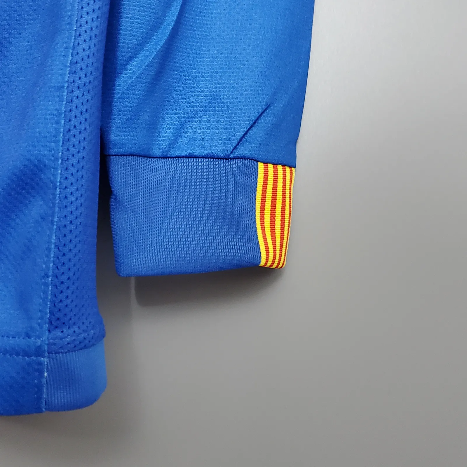 Retro Barcelona 06/07 Long sleeve home