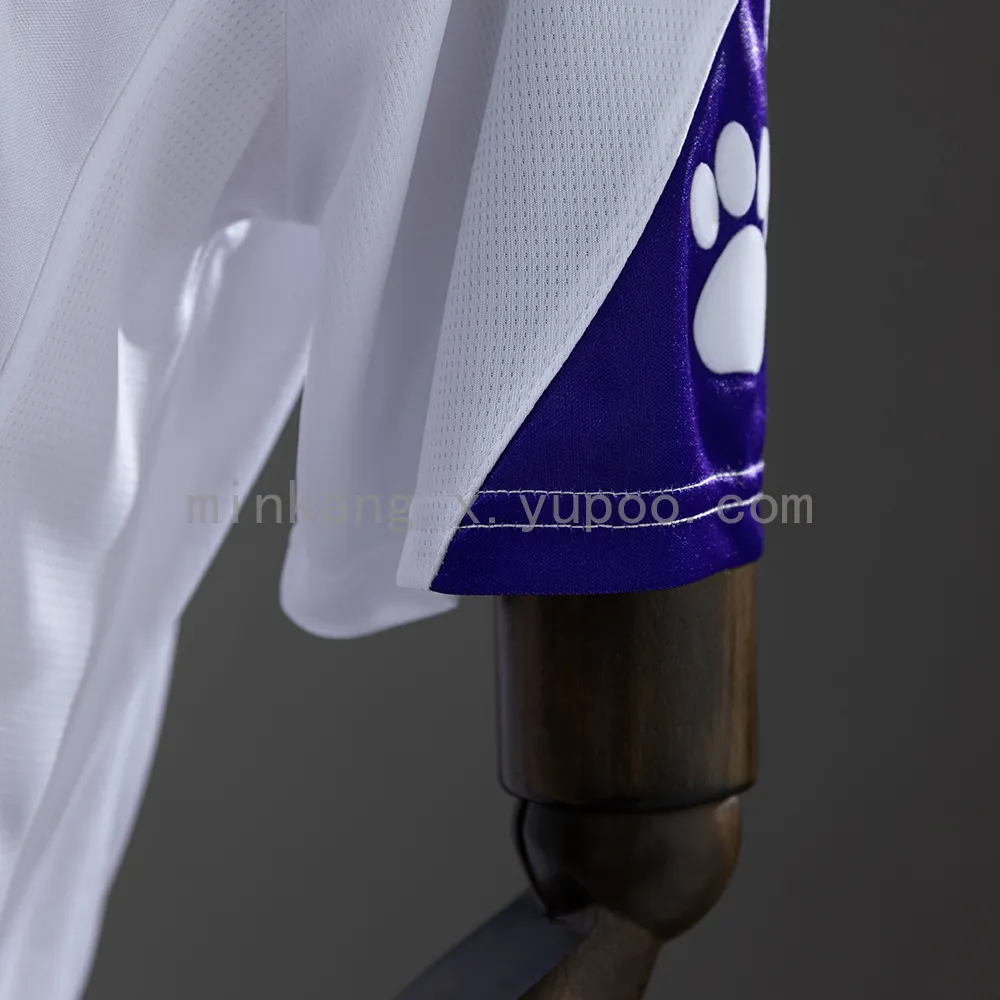 Retro Real Madrid 97/98 home — 1/2