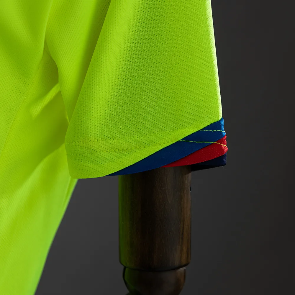 Retro Barcelona 05/06 away
