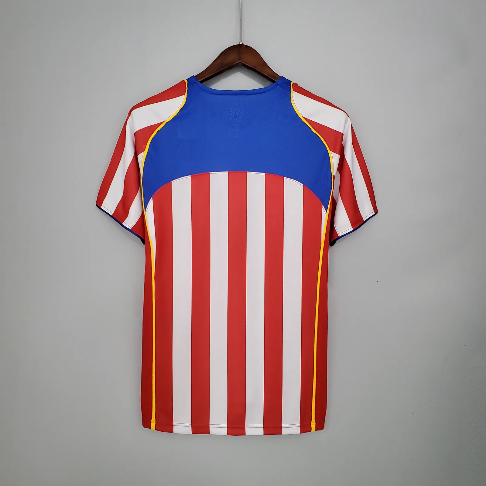 Retro Atletico Madrid 04/05 home — 1/2