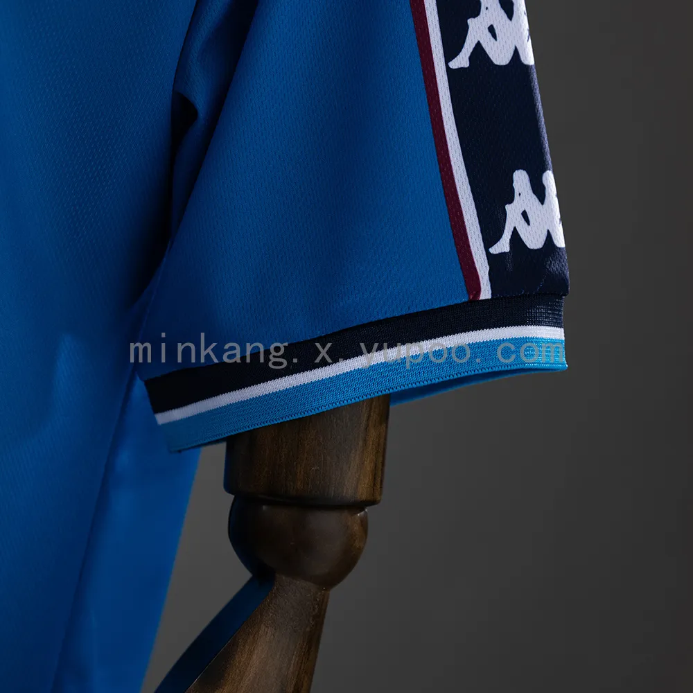 Retro Manchester City 97/99 home — 2/2