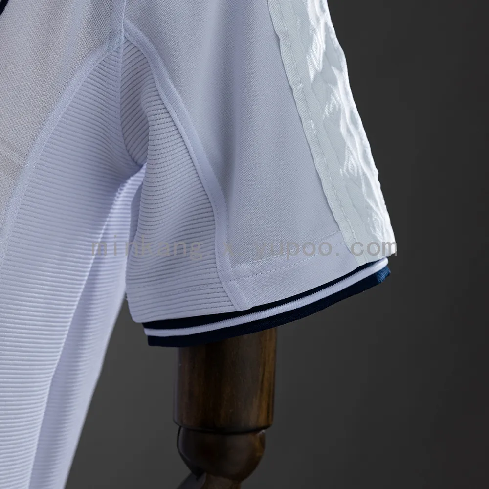 Retro 2000 England home — 2/2