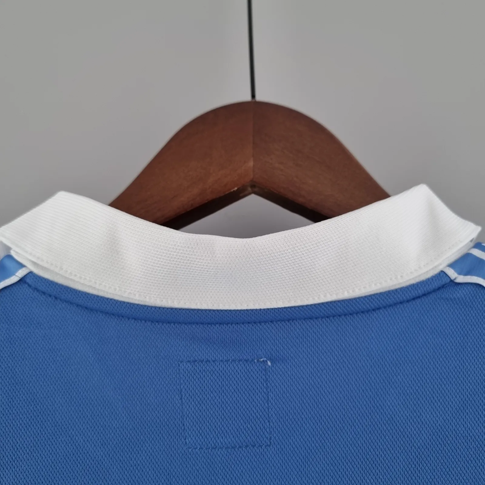 Retro Manchester City 81/82 home — 2/2