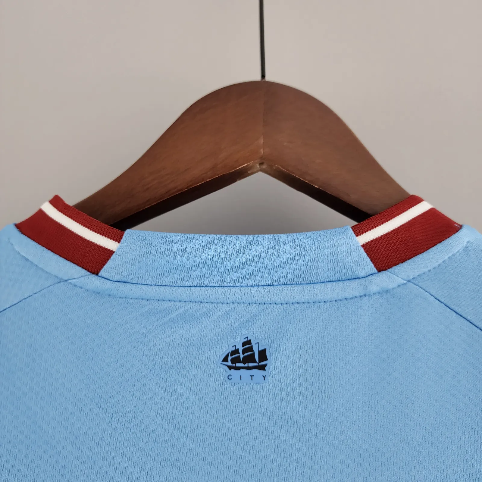 22/23 Manchester City home — 2/2