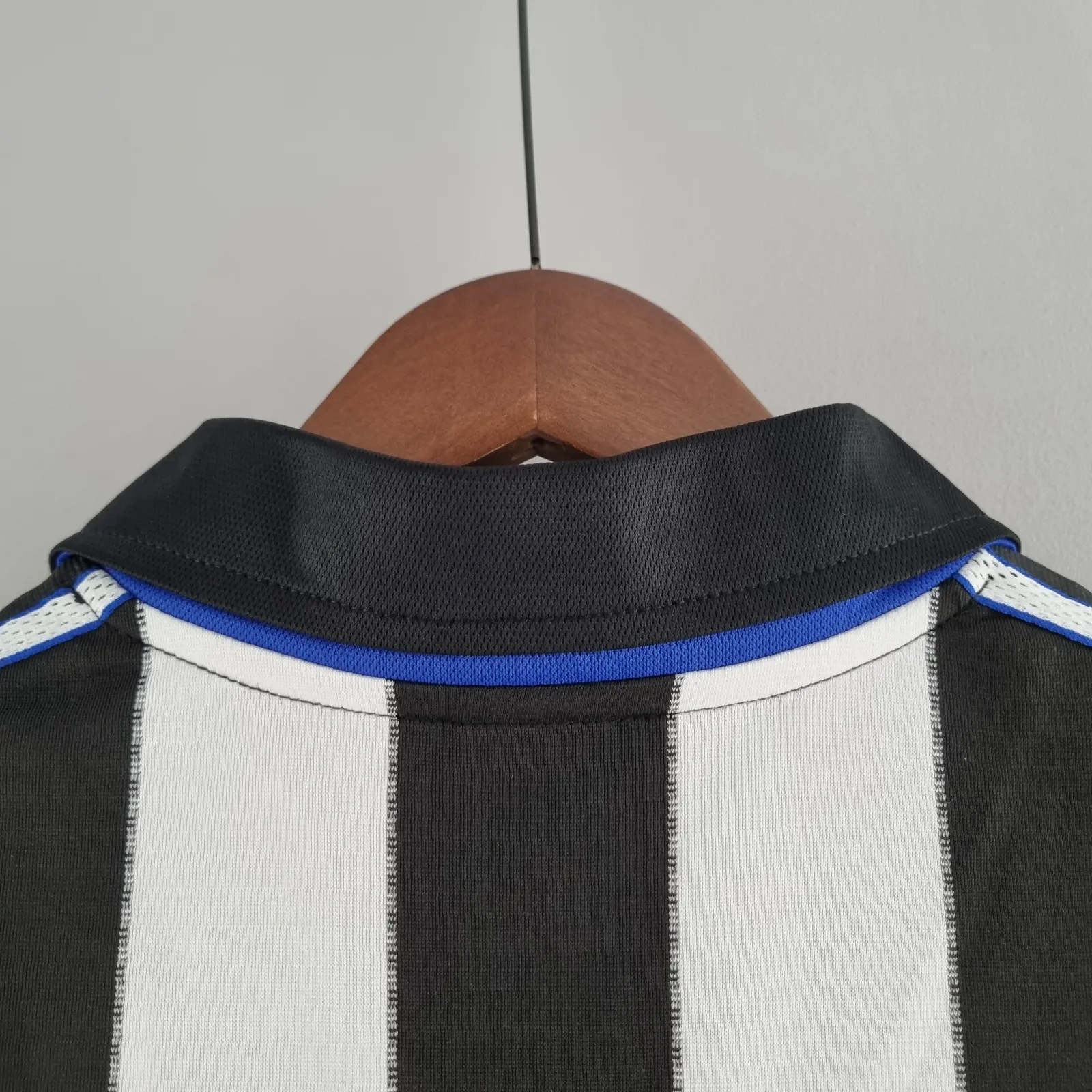 Retro 00/01 Newcastle United home — 2/2
