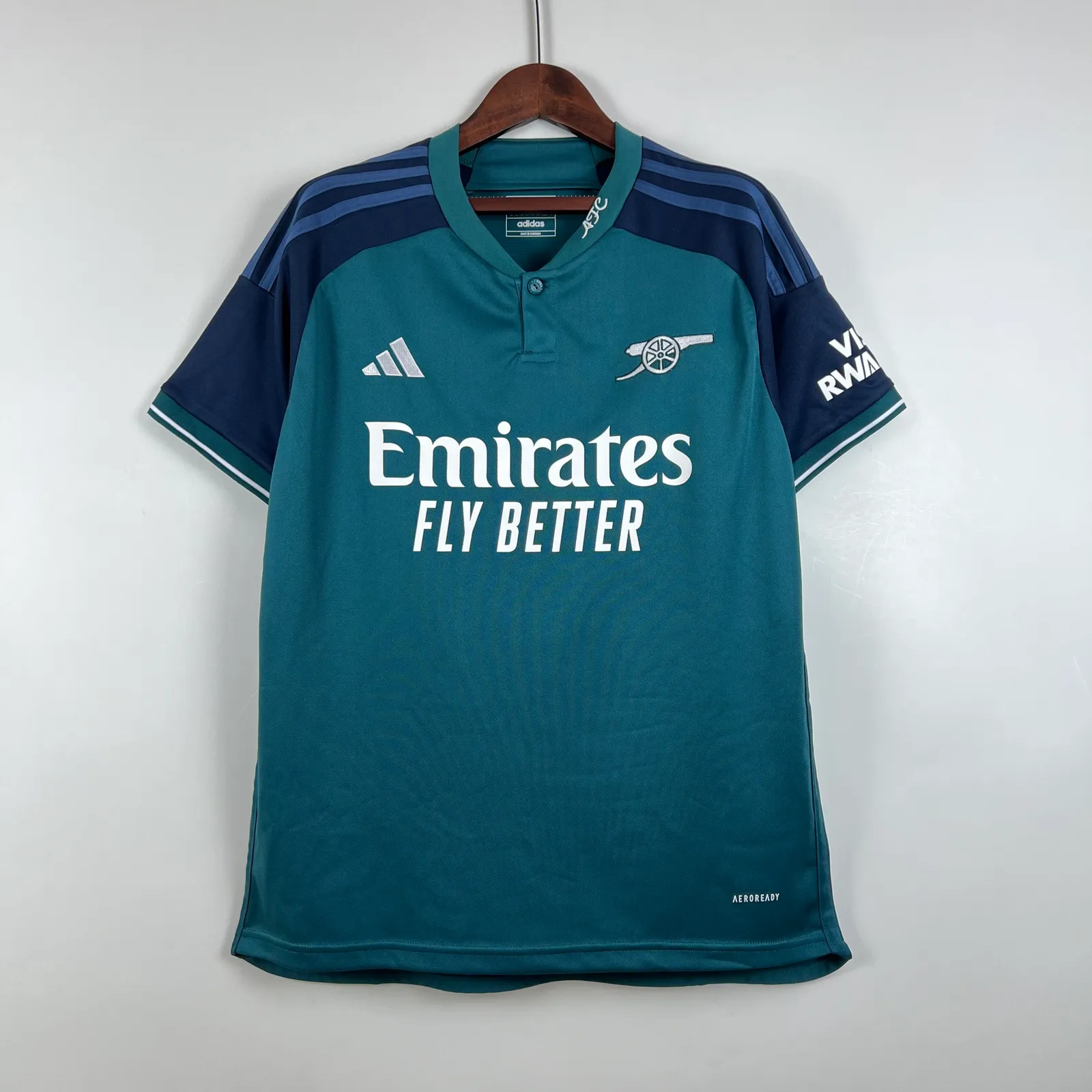 23/24 Arsenal third away — 1/2