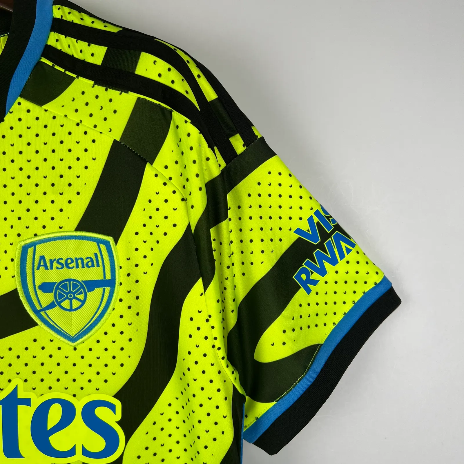 23/24 Arsenal away