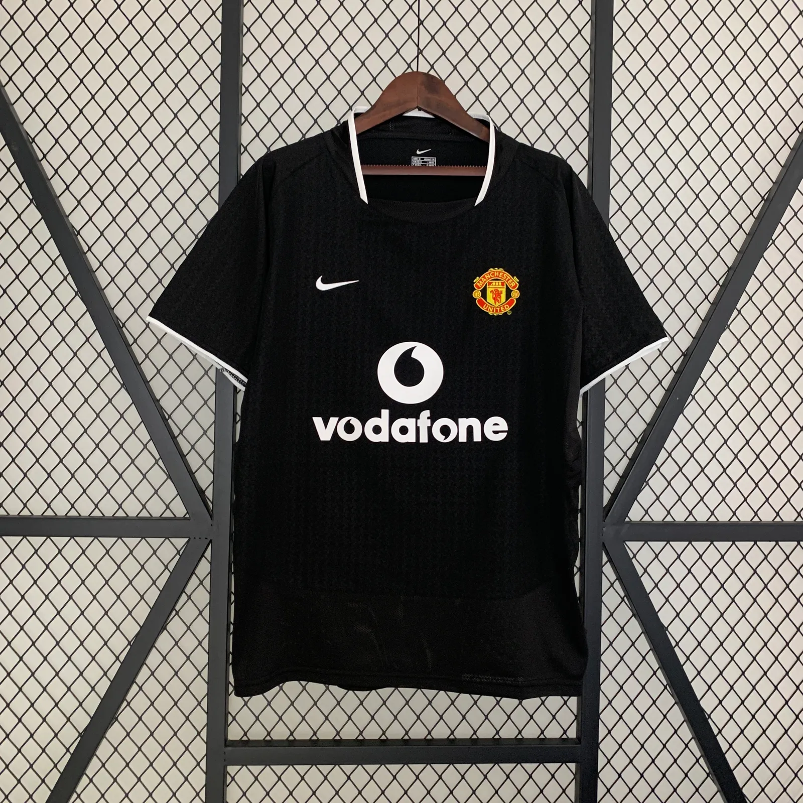 Retro M-U 03/04 Away — 2/2