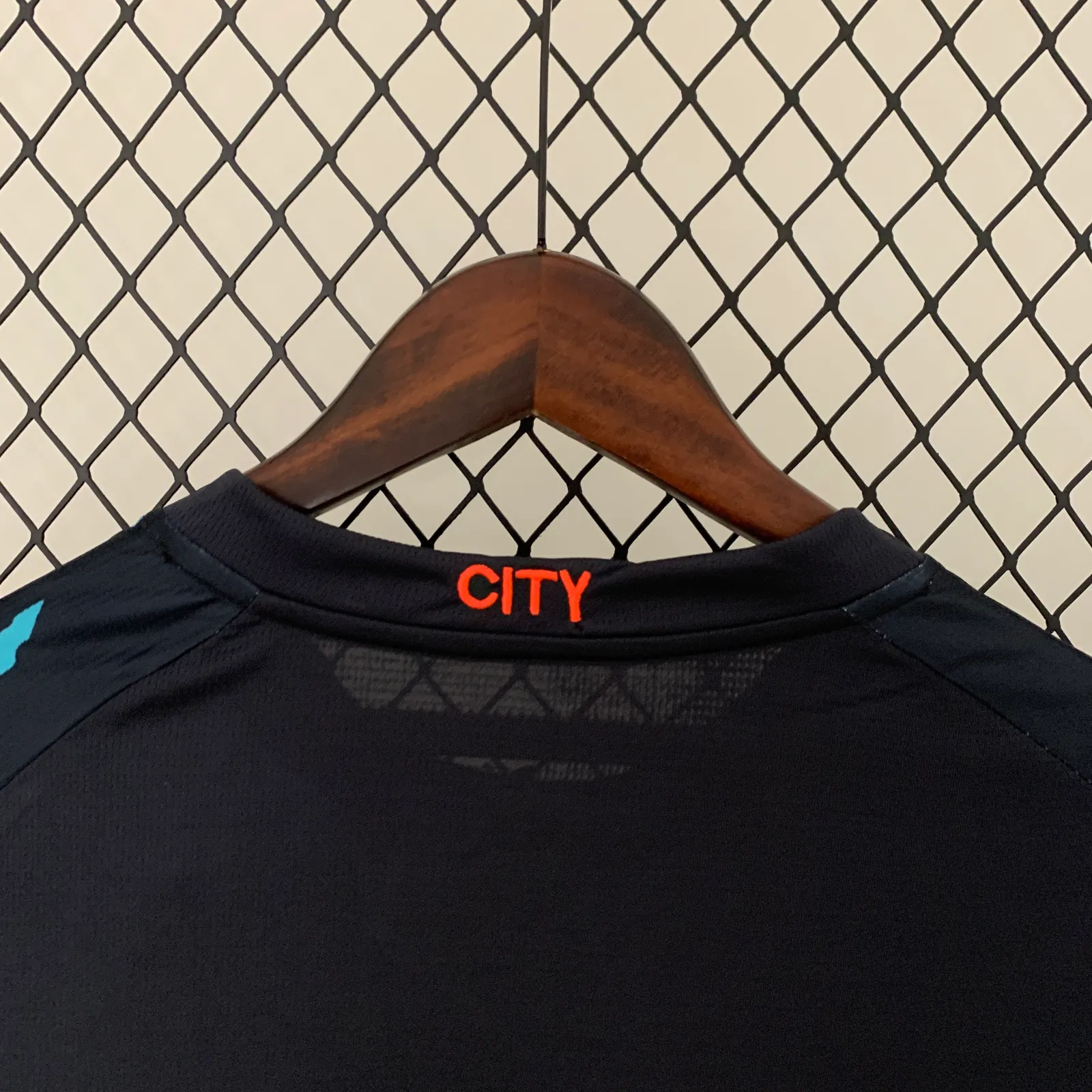 23/24 Long sleeve Manchester City third away — 1/2
