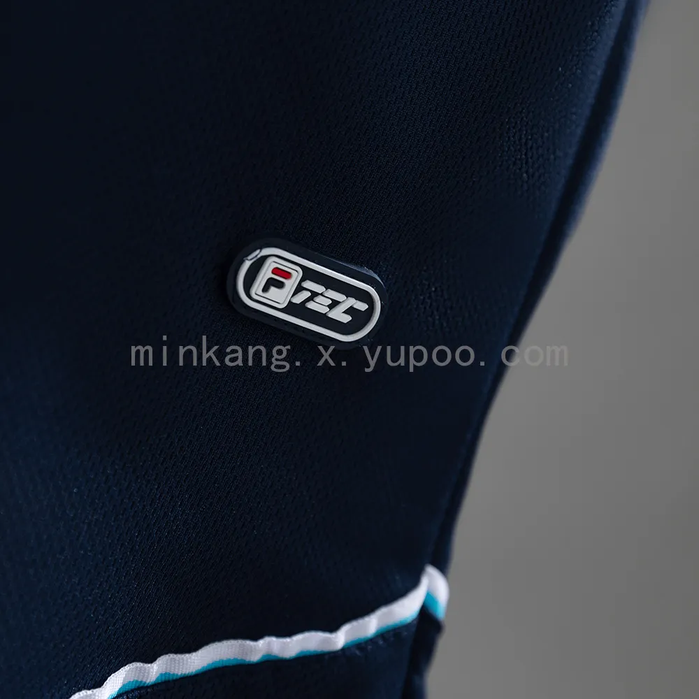 Retro West Ham United 99/01 Third away — 2/2