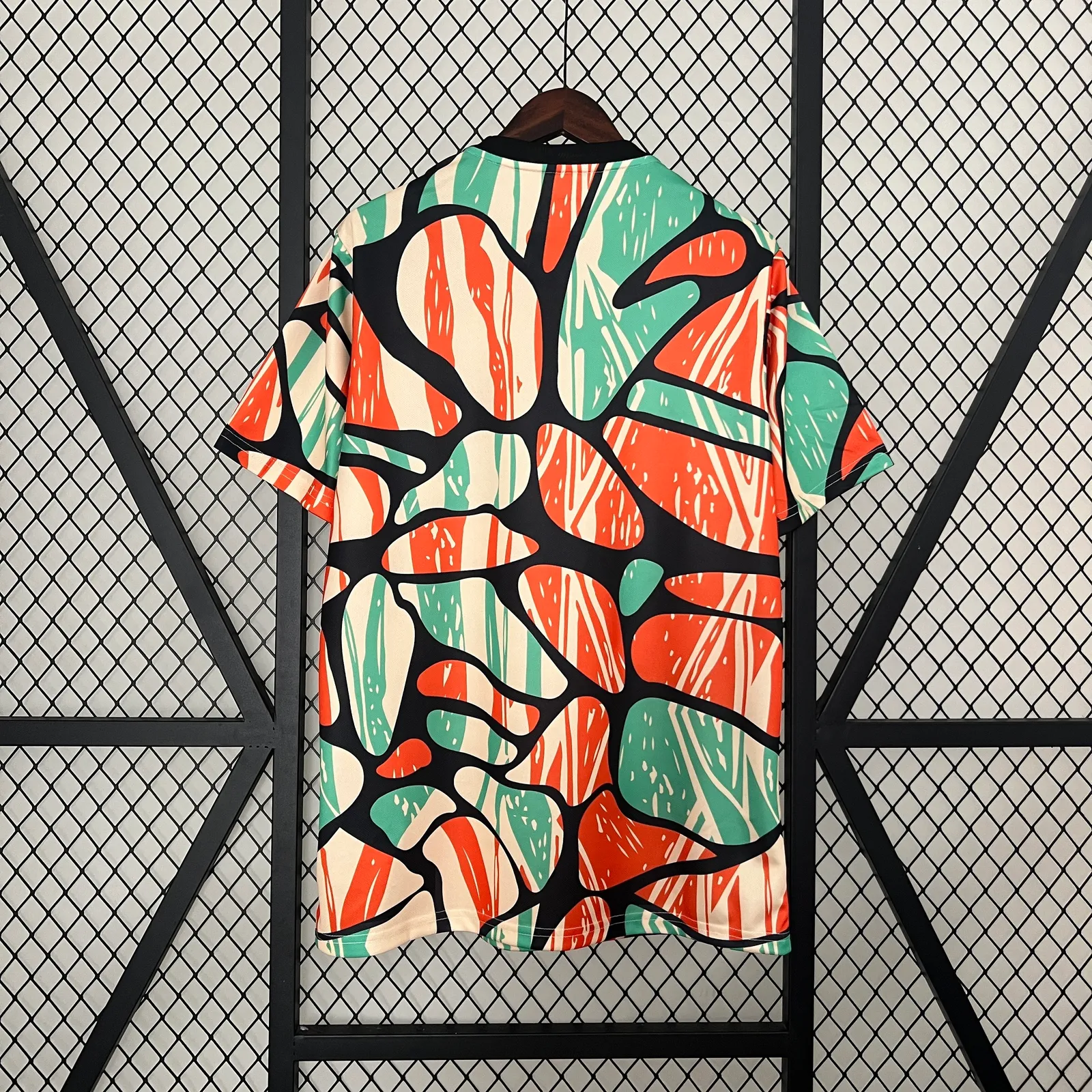 24/25 Arsenal pre-match suit — 2/2
