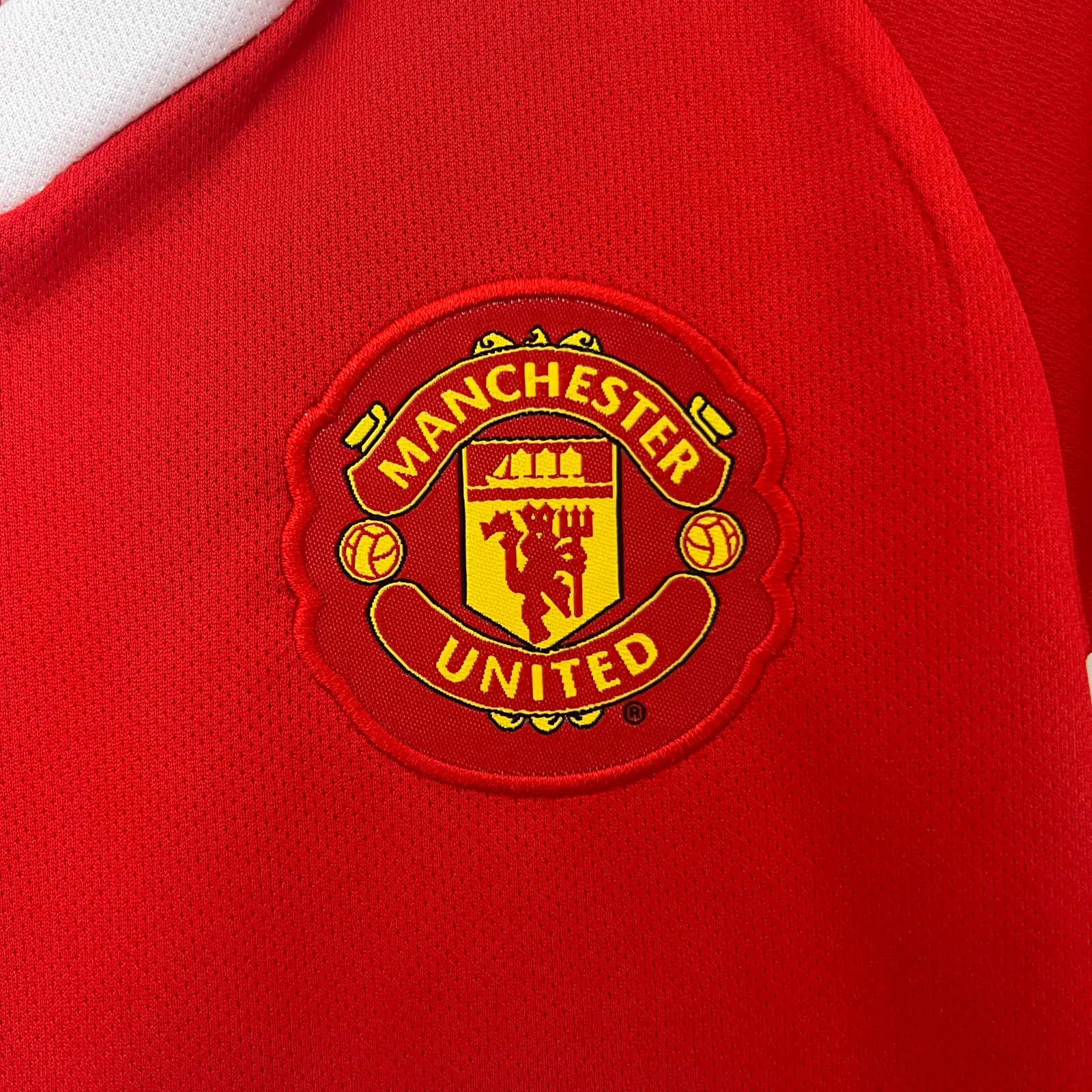 kids M-U 10/11 home size: 16-28 — 2/2