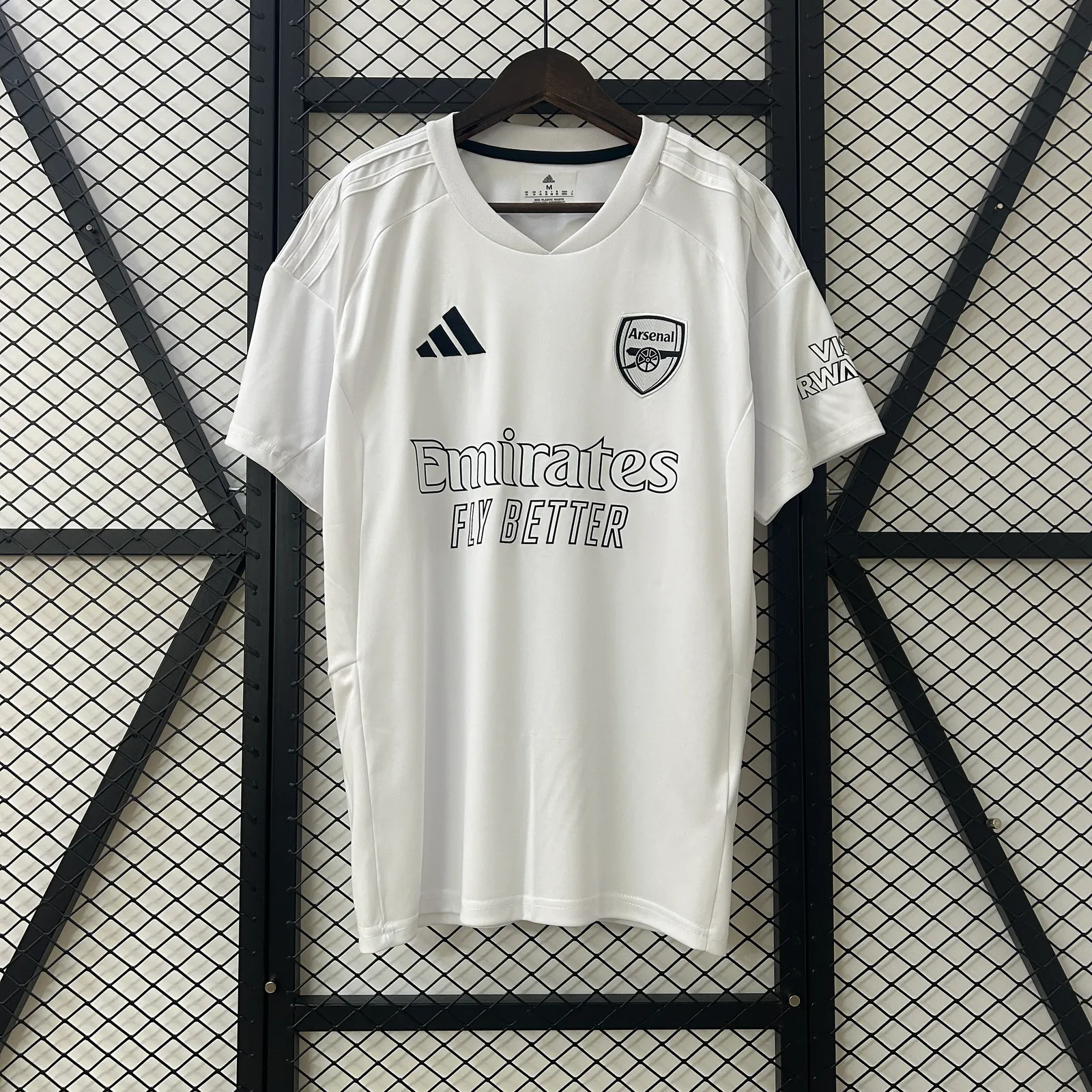 25/26 Arsenal Special Edition White — 1/2