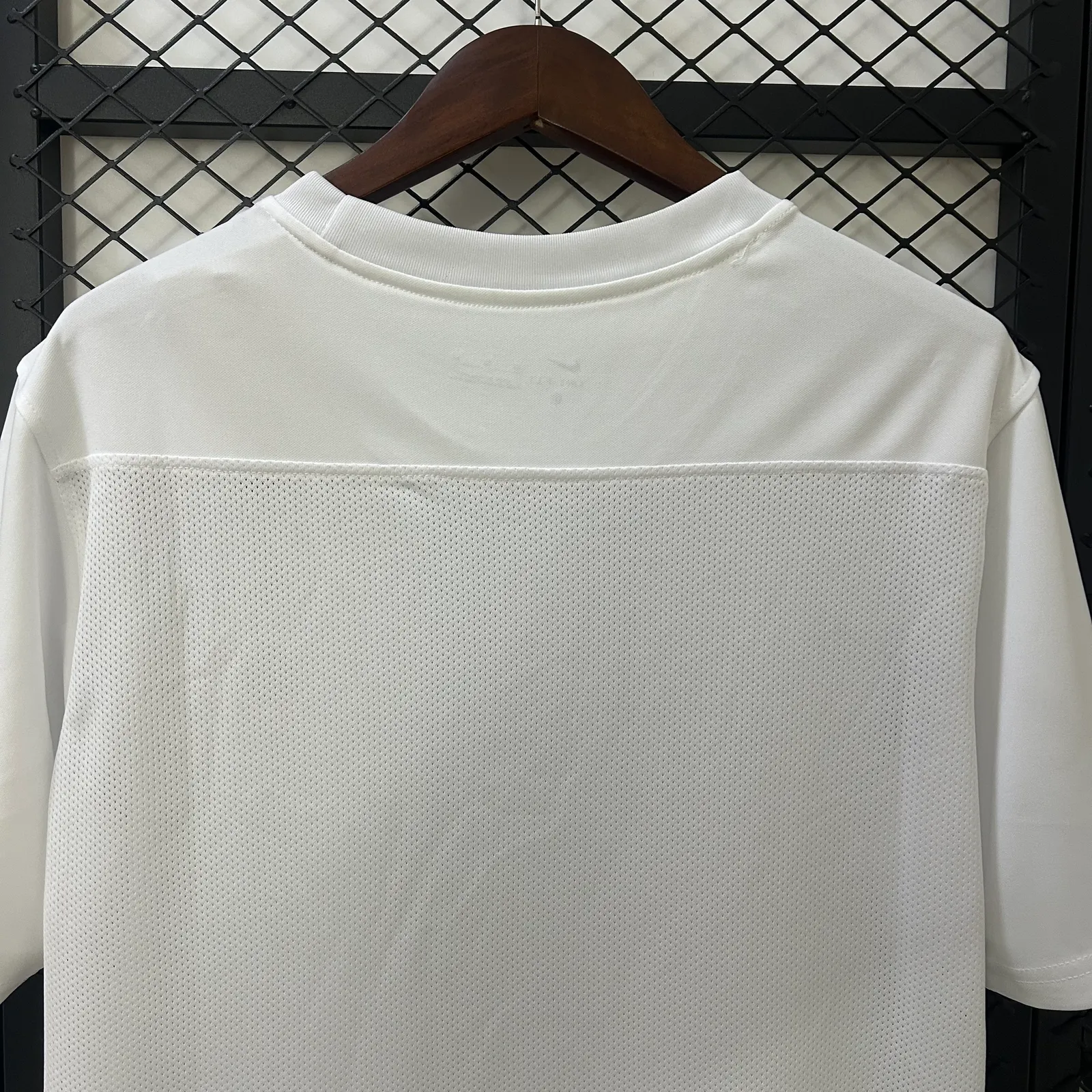 25/26 Tottenham Pre-match clothing — 2/2