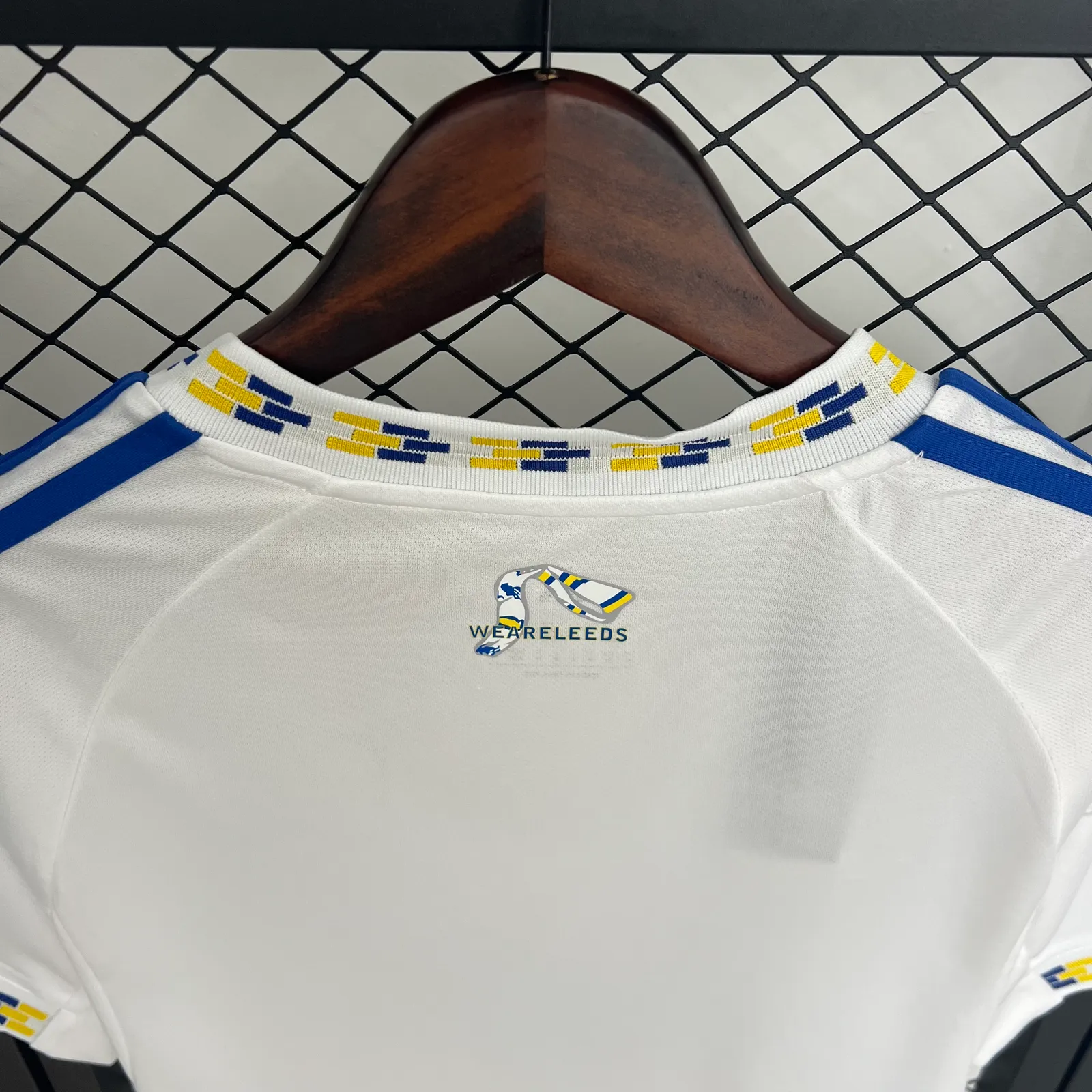 25/26 Leeds United Home — 2/2