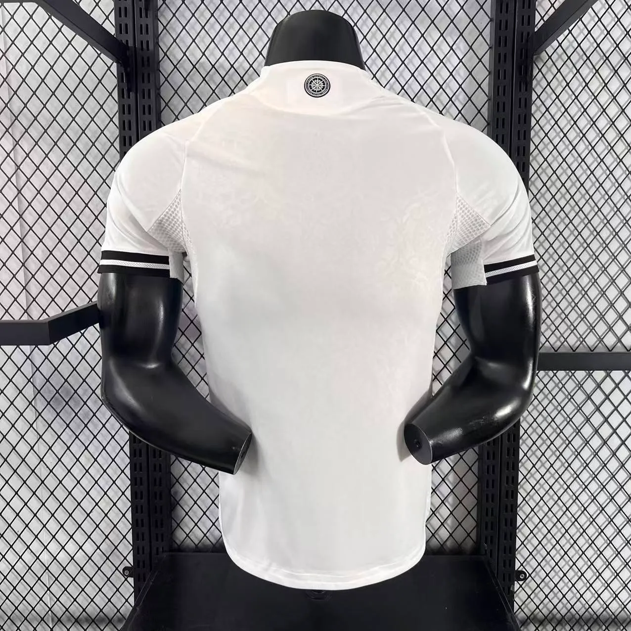 25/26 Player Fulham Home — 2/2