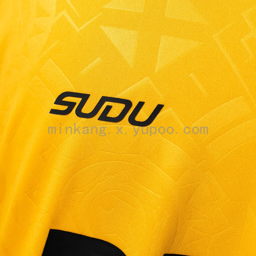 25/26 Wolves Home — 2/2