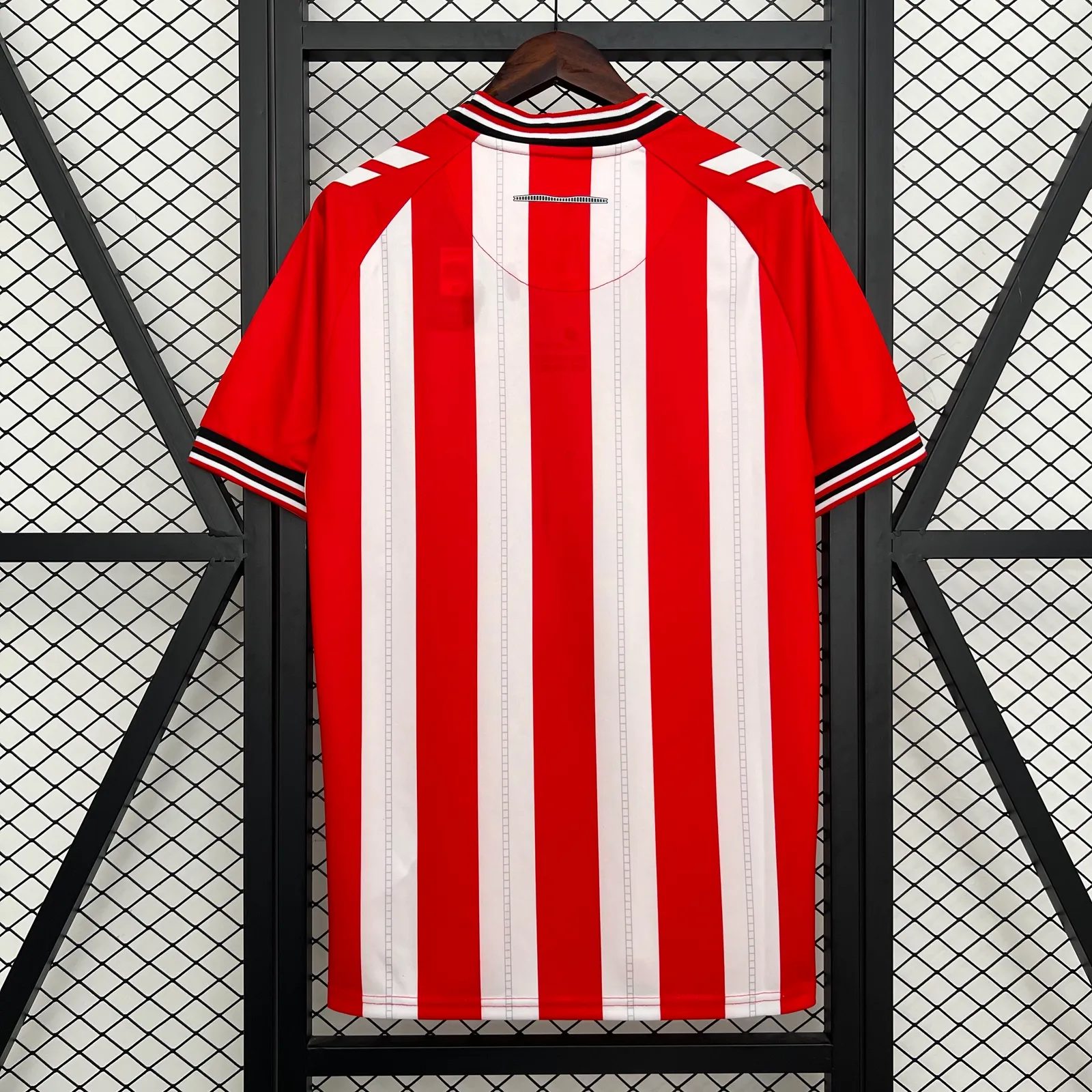 25/26 Sunderland Home — 1/2