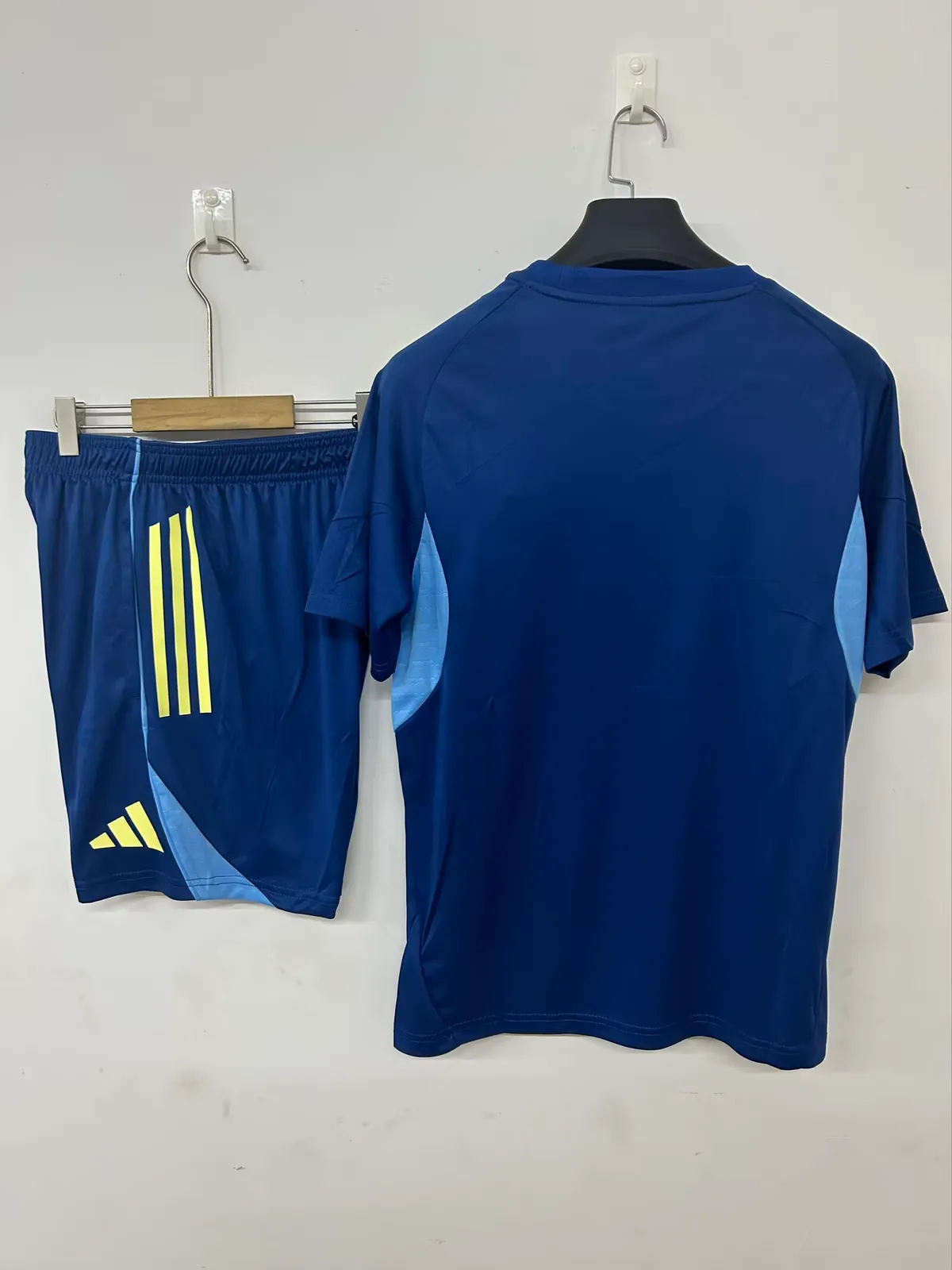 25/26 Fulham Training Jersey sapphire