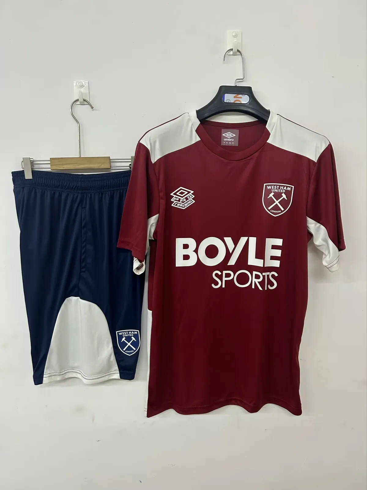 25/26 West Ham United Training Red