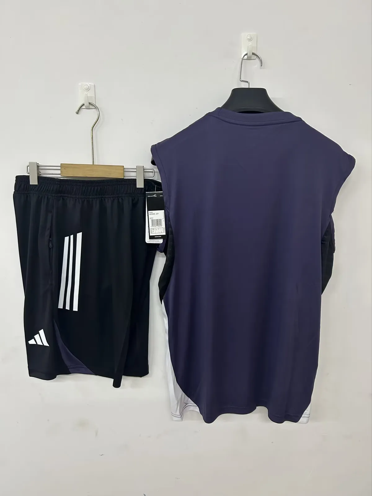 25/26 M-U Training Suit Purple — 2/2