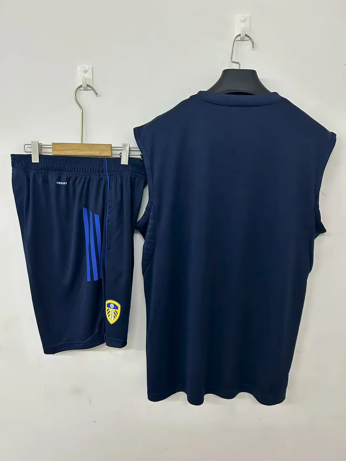 25/26 Leeds United training jersey royal blue