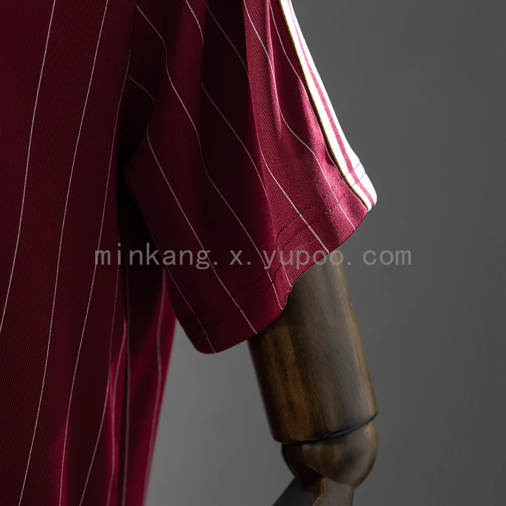 25/26 Arsenal Retro Special Edition Red — 2/2