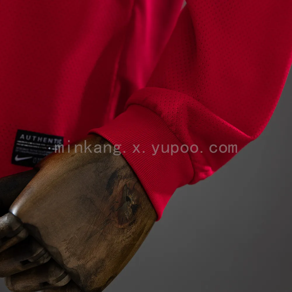 M-U 2010/11 Home Long Sleeve Retro Jersey — 2/2