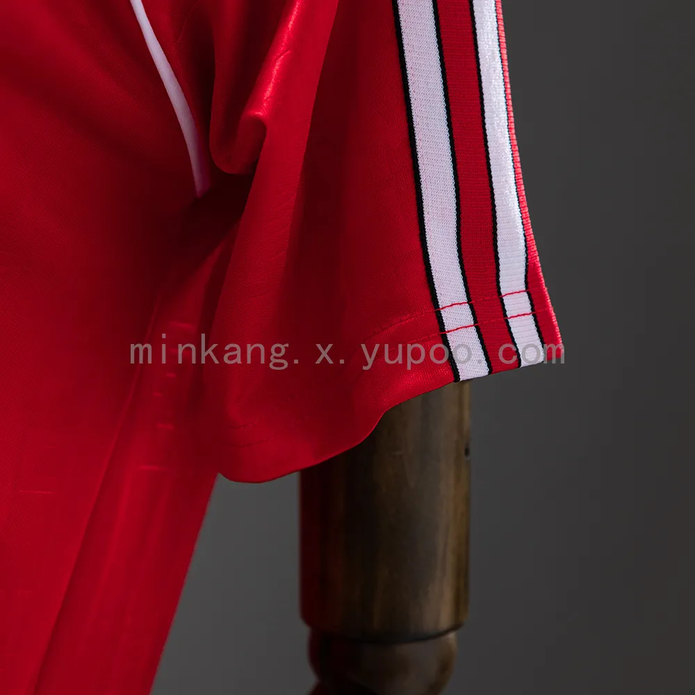 M-U 1984 Home Retro Jersey