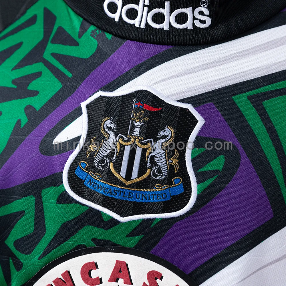 Newcastle United 95/96 Goalkeeper Long Sleeve Retro Jersey — 2/2