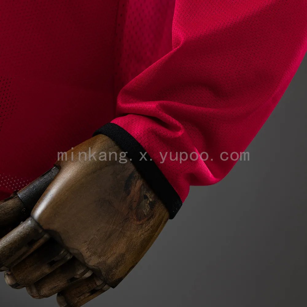 M-U 04/06 Home Long Sleeve Retro Jersey — 1/2