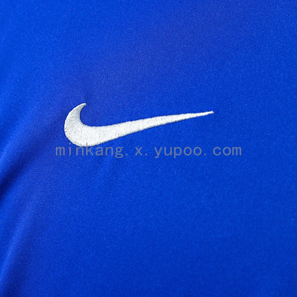 M-U 02/03 Third Away Retro Jersey — 2/2