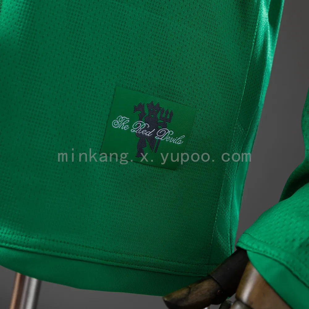 M-U 07/08 Goalkeeper Long Sleeve Retro Jersey — 2/2