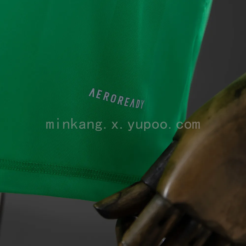 M-U 25/26 Third Goalkeeper Jersey Green — 1/2