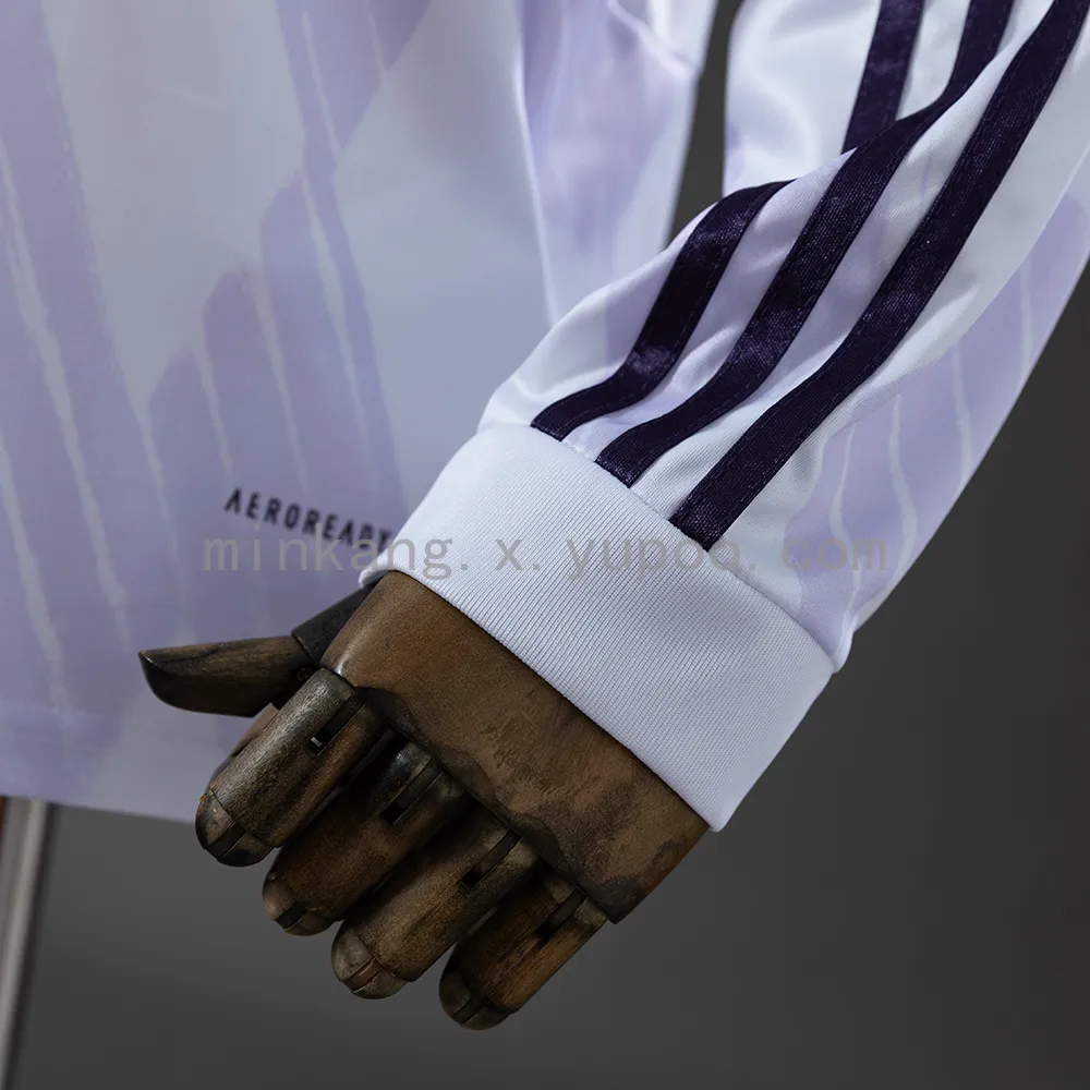 M-U 25/26 Away Long Sleeve Jersey — 2/2