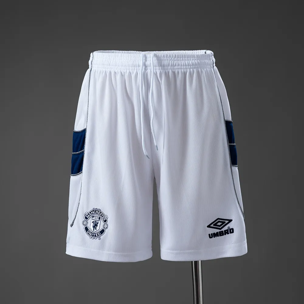 M-U 99/00 Away Retro Shorts — 2/2
