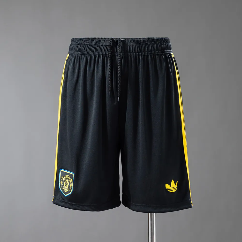 M-U 25/26 Third Away Shorts — 1/2