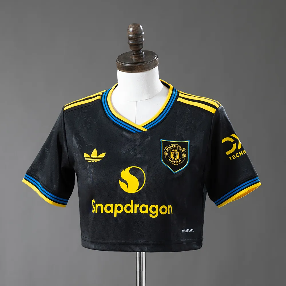 M-U 25/26 Third Away Women's crop top style — 1/2