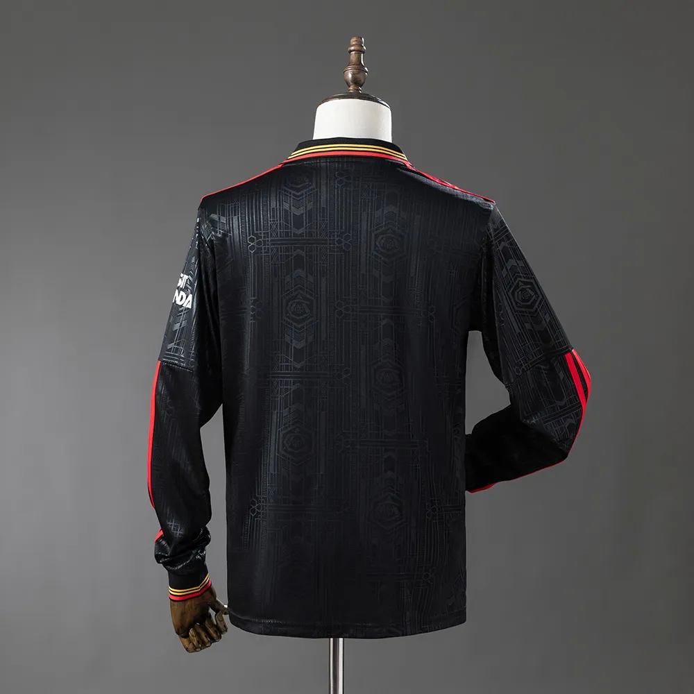 Arsenal 25/26 Special Edition Jersey — 2/2